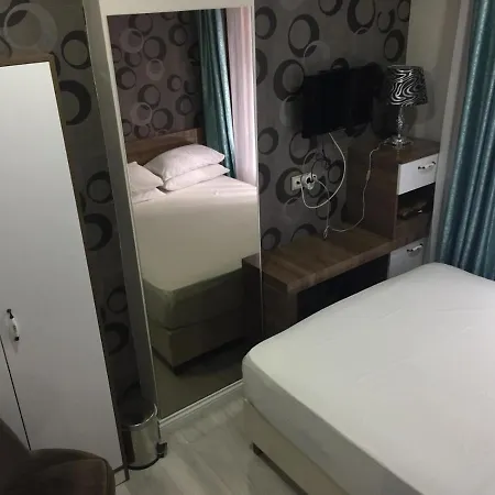 Petrol-is Misafirhanesi *