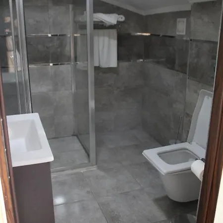 Petrol-is Misafirhanesi Мини-отель