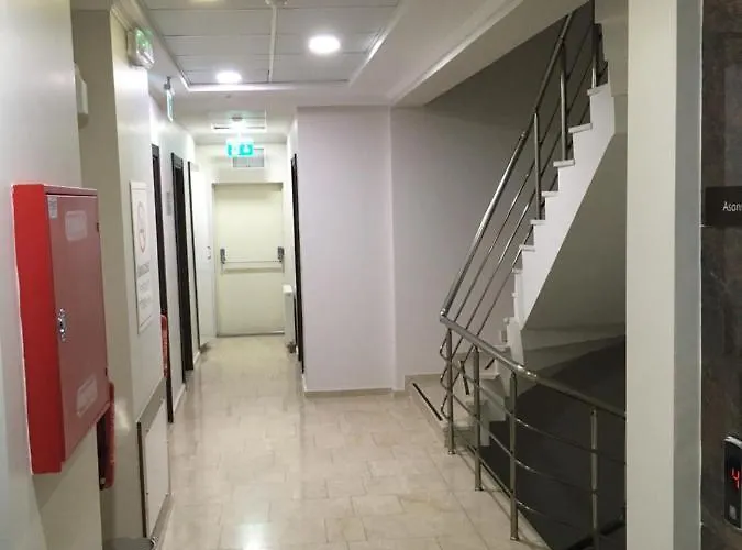 Petrol-is Misafirhanesi Πανδοχείο *