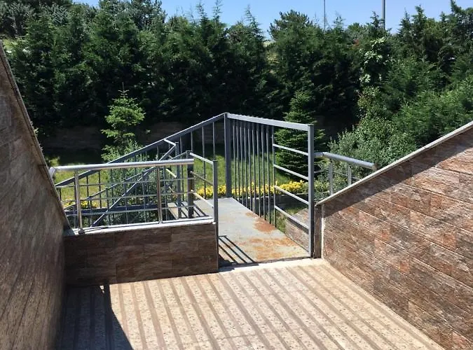 Petrol-is Misafirhanesi Πανδοχείο Κωνσταντινούπολη