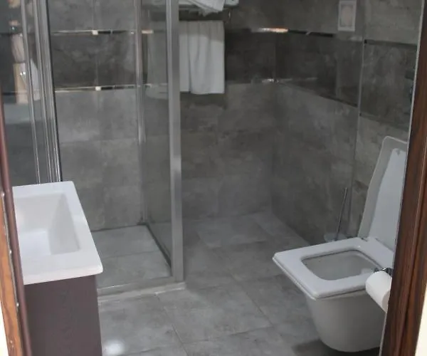 Petrol-is Misafirhanesi Πανδοχείο